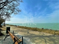 Balatonfenyves Lakás (téglaépítésű)